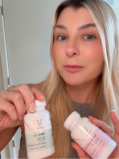 Jenny J.(Biohackerblondie)